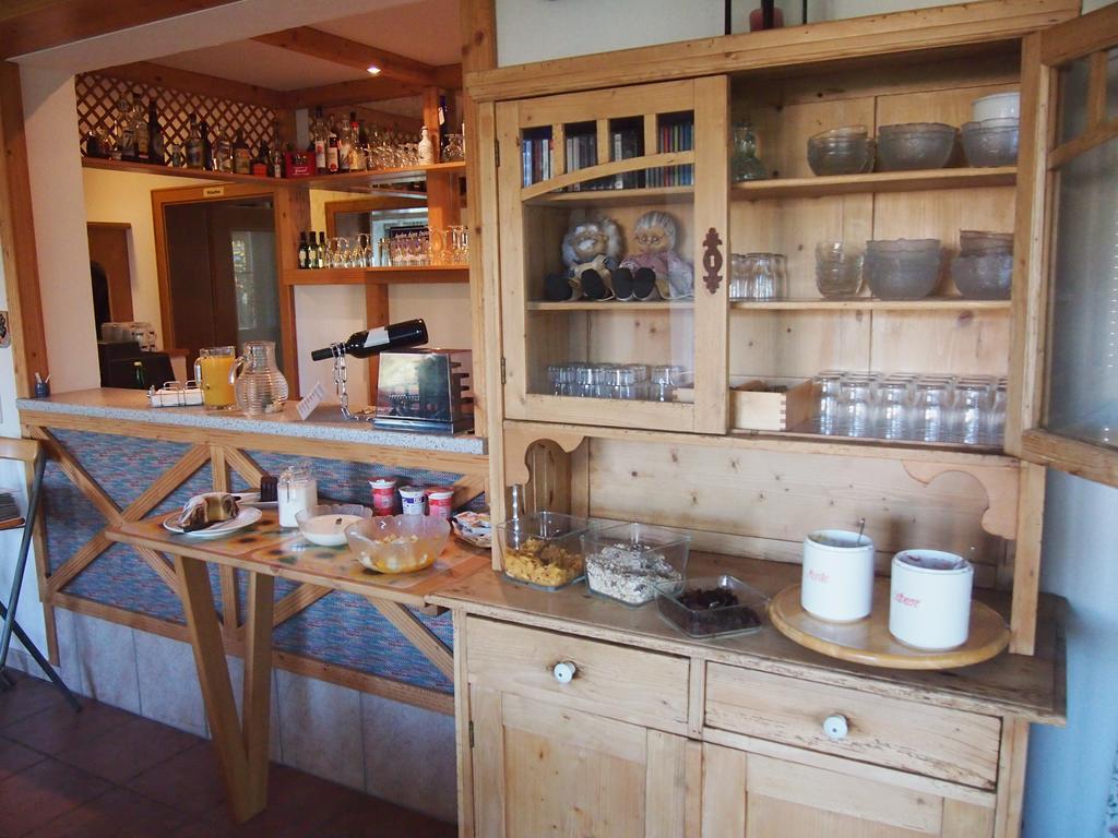 Hotel-Pension Stallinger ワイレック エクステリア 写真