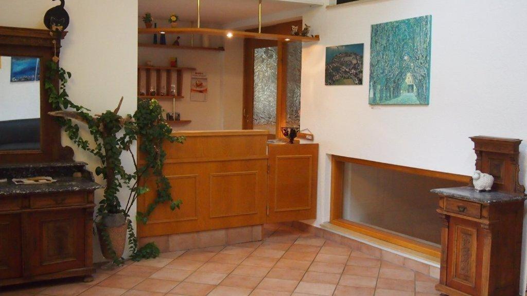 Hotel-Pension Stallinger ワイレック エクステリア 写真