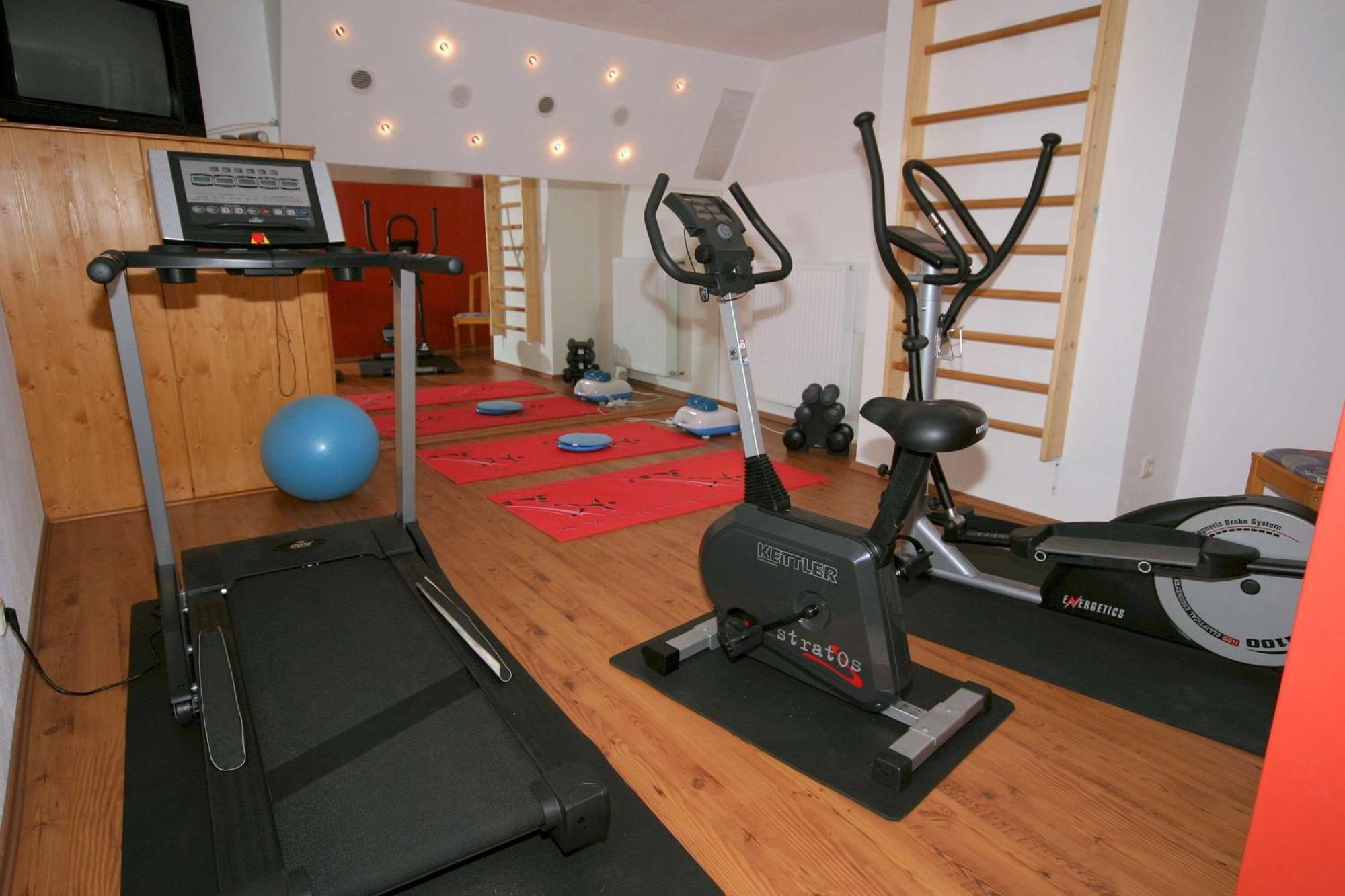 Hotel-Pension Stallinger ワイレック エクステリア 写真